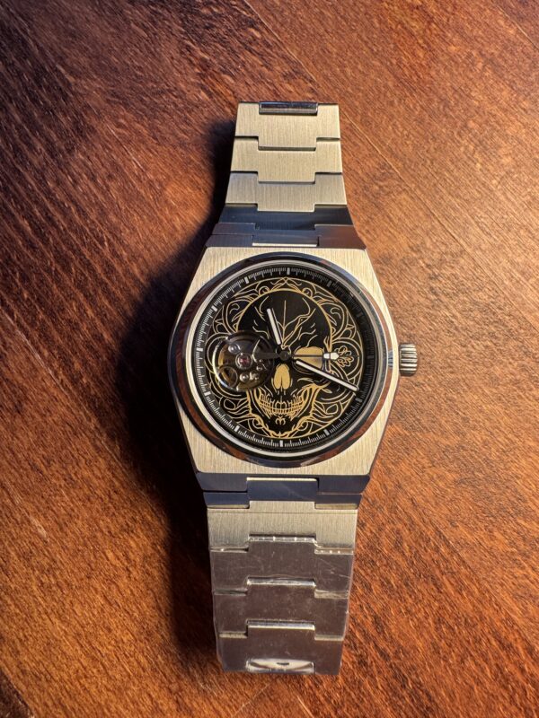 Skull Watch / LIMITED EDITION - Image 2